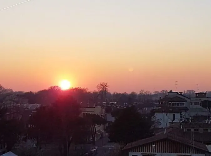 La Perla Del Sole - Sunset On The